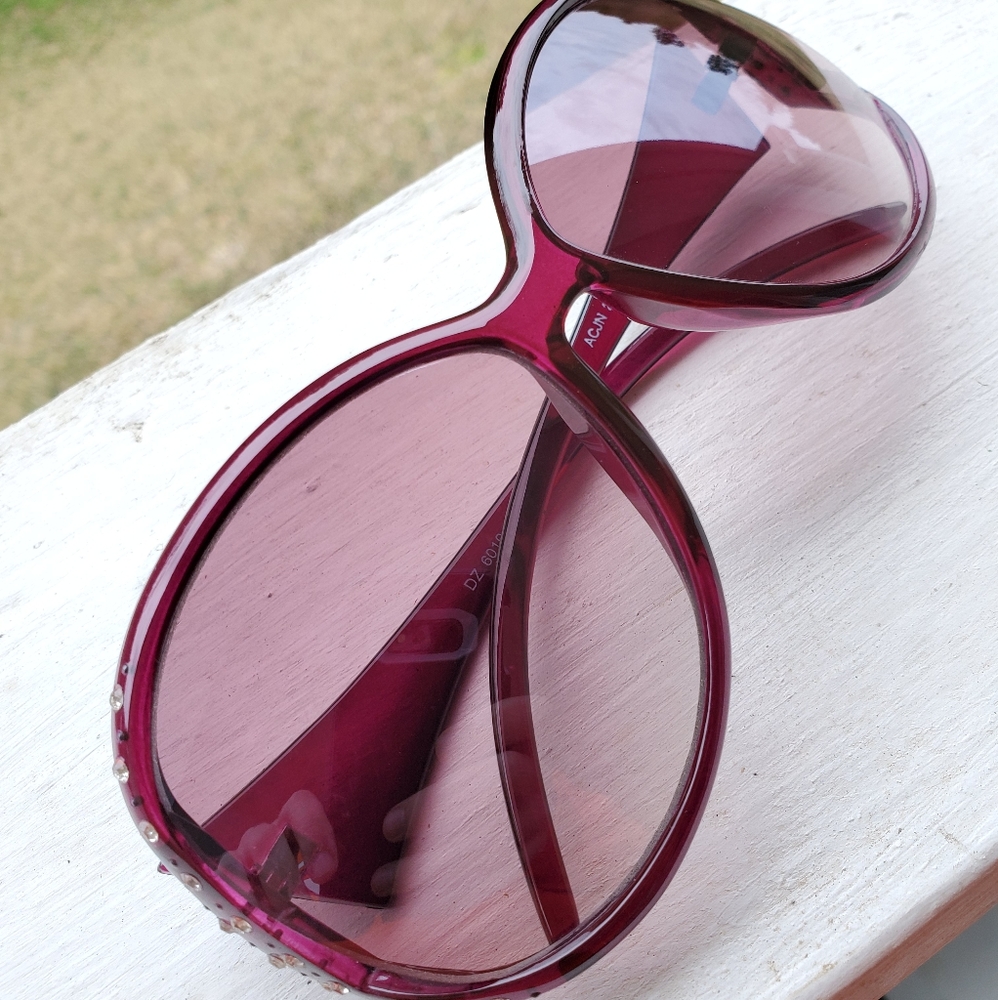 Raspberry Pink Rhinestone-encrusted Sunnies - Picture 4 of 14